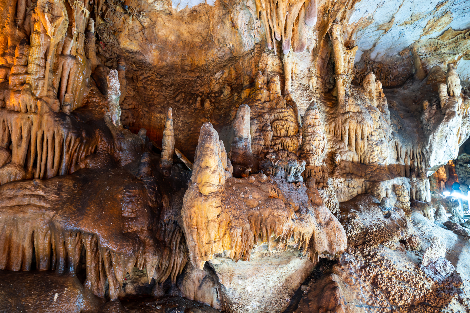 房山自然溶洞,北京房山石花溶洞