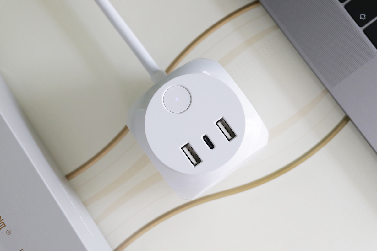 爱国者无线充魔方插座,爱国者充电线type-c