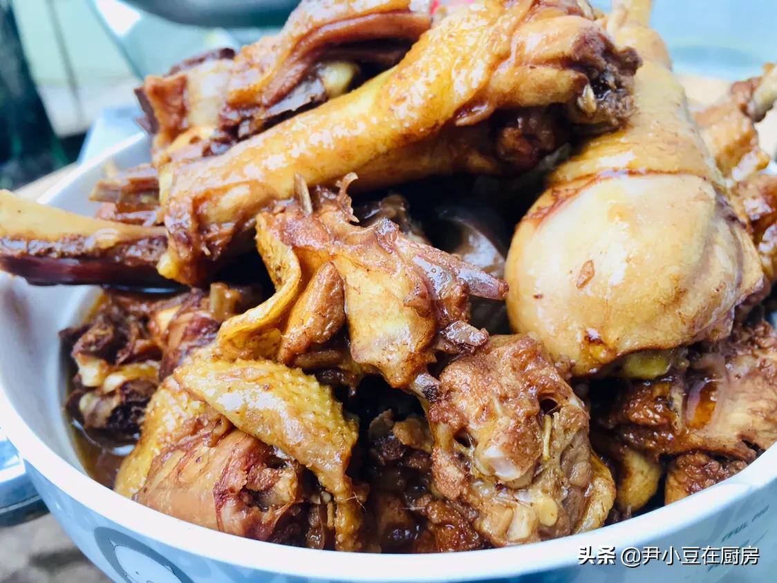 鲜嫩多汁好吃到停不下来的红烧鸡,农家红烧鸡的做法最好吃