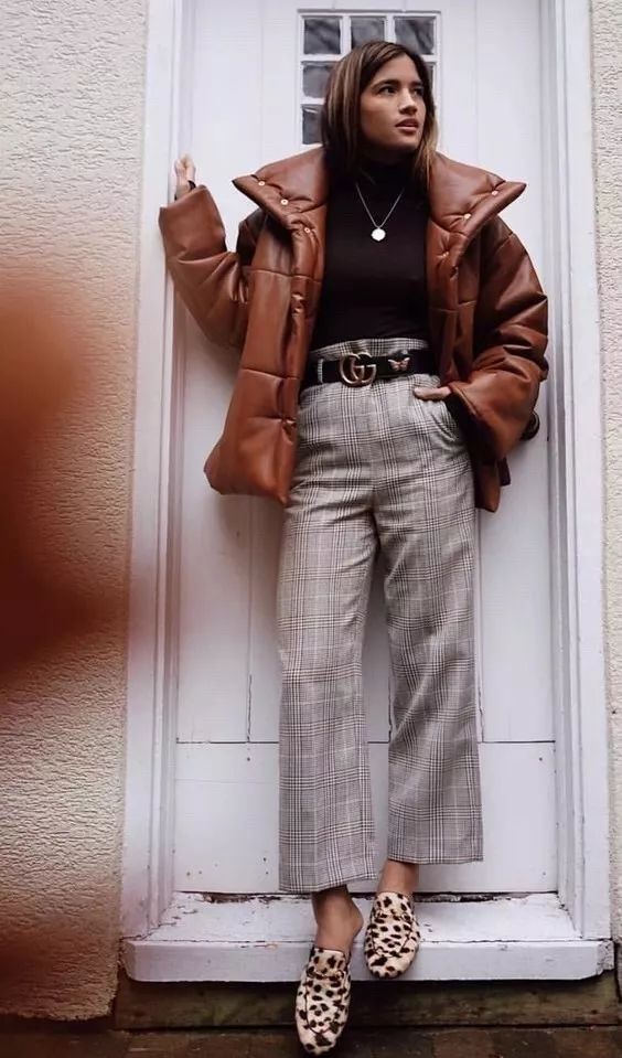 40-50岁洋气羽绒服裤子,冬天流行这样的羽绒服温暖又时髦