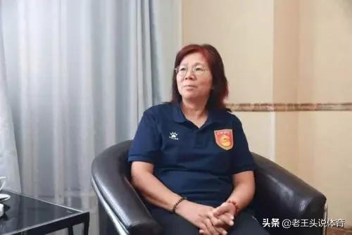 铿锵玫瑰1971,铿锵玫瑰中国女足1996年