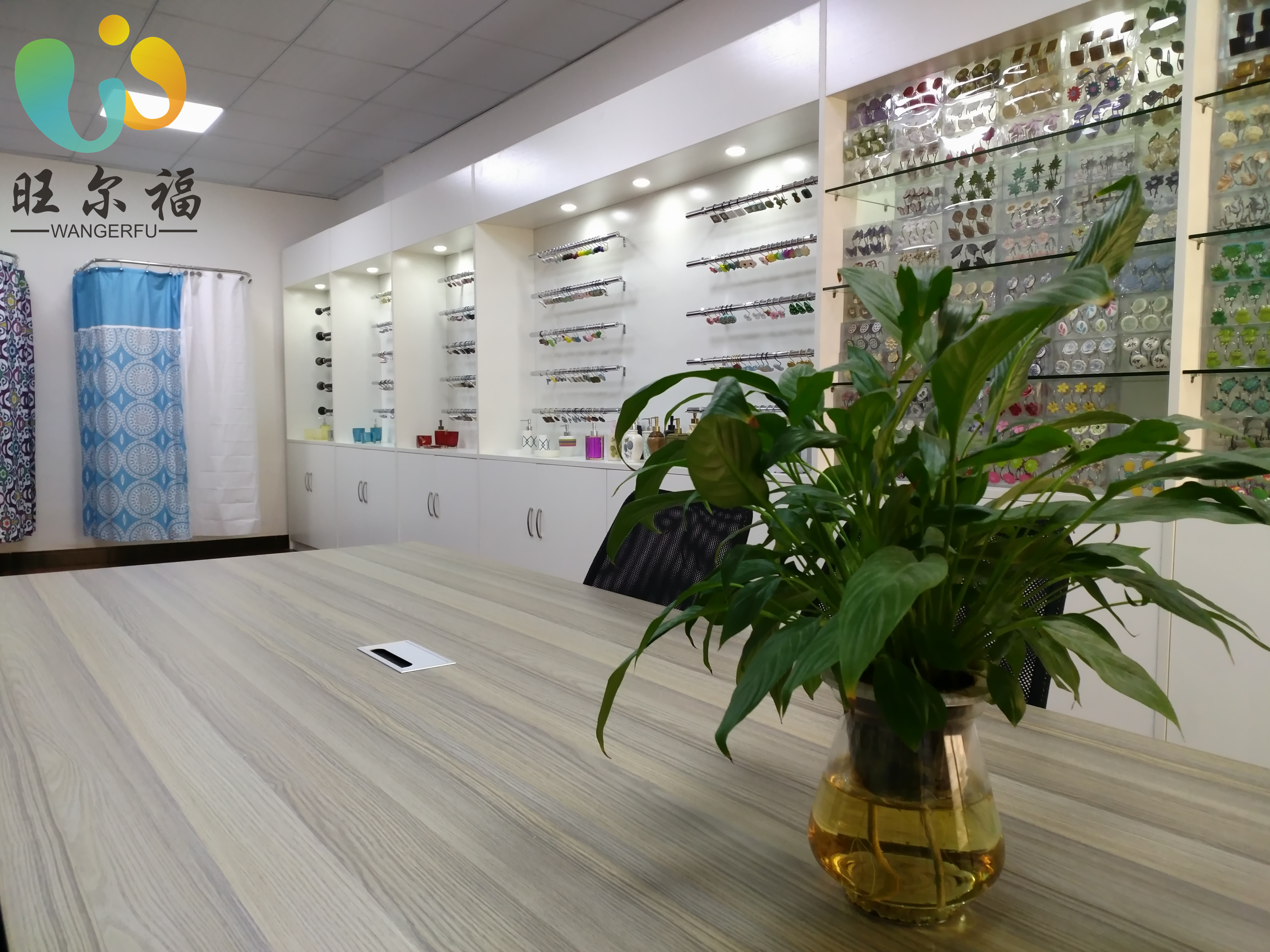 无痕挂钩如何防掉落,批发无痕挂钩怎么处理