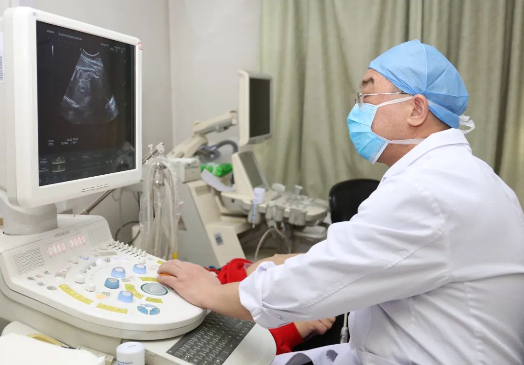 疫情期间，如何在减少暴露的同时保证母胎安全