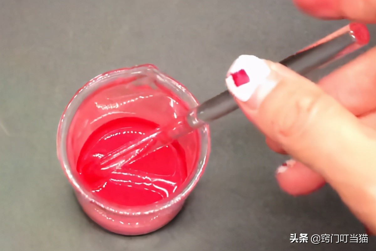 口红不用糖浆怎么做,0成本自制口红简单