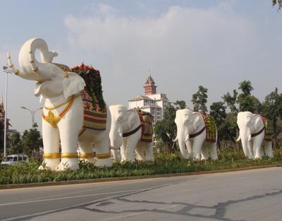 2018西双版纳旅游游记 (西双版纳小曼谷游记)