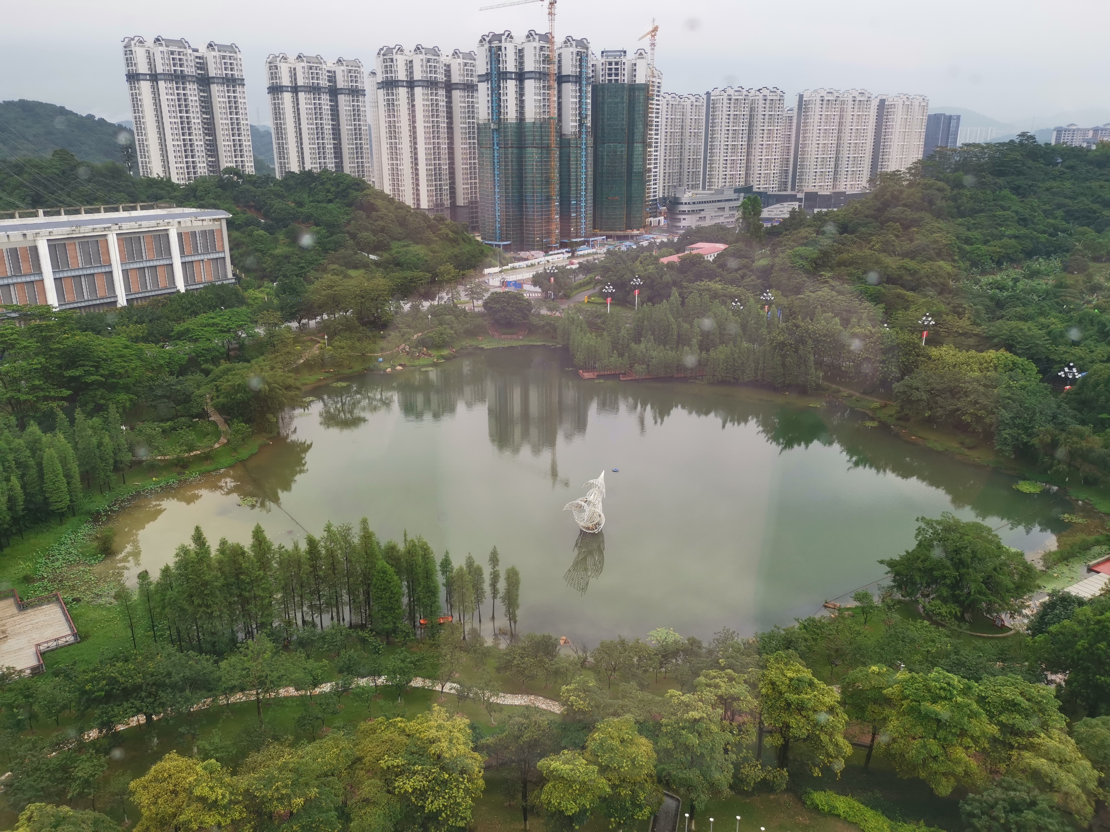 广州汇华希尔顿逸林酒店月饼,广州汇华希尔顿逸林酒店自助餐厅