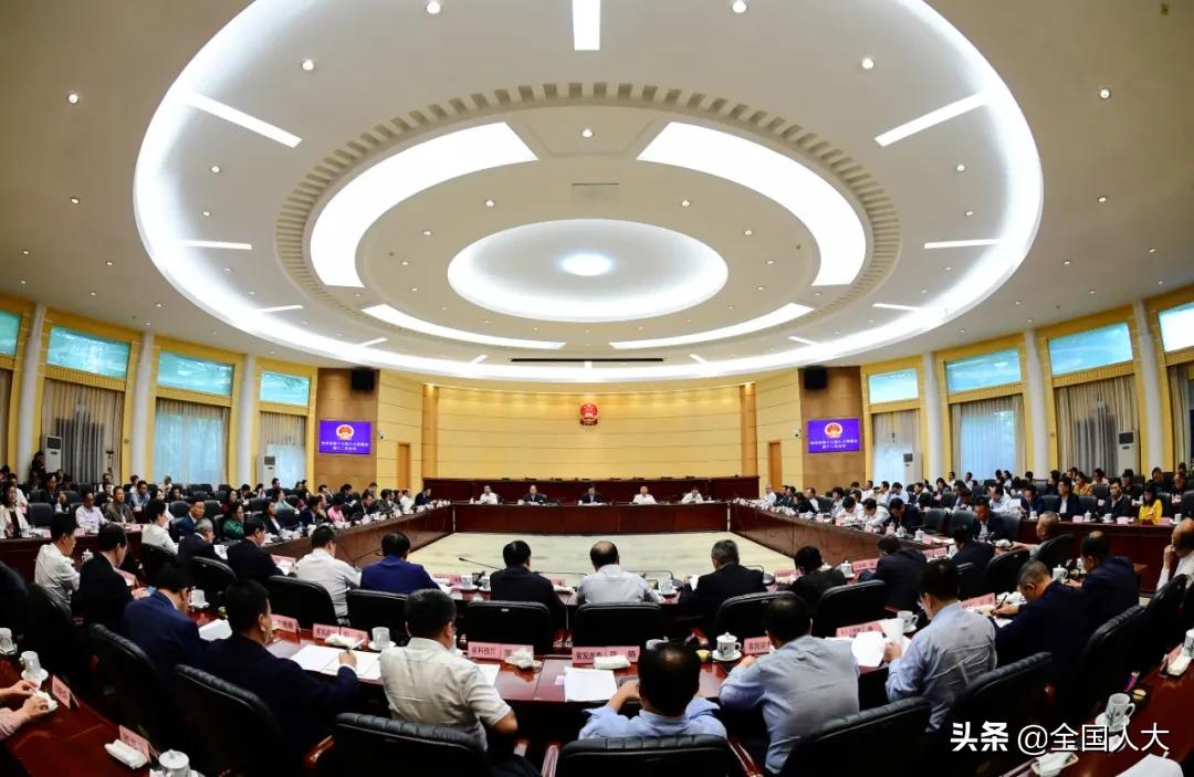 贵州省人大推动保护赤水河,贵州攻克贫困堡垒昂首迈步小康