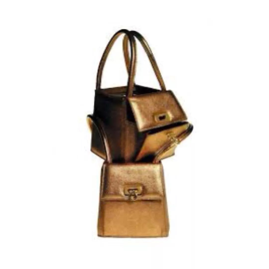 林允纪梵希代言,林允菲拉格慕香水