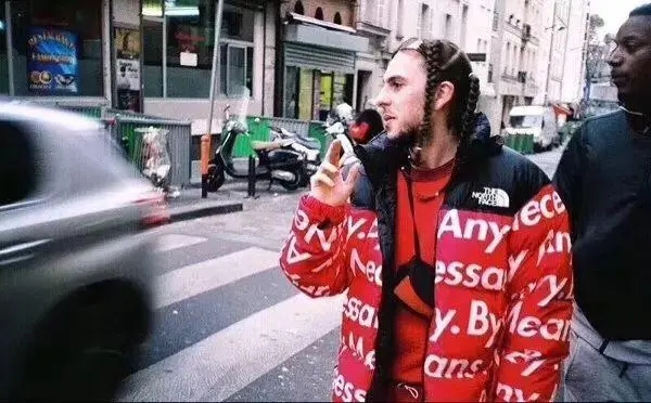 supreme初代tnf,宇宙supreme