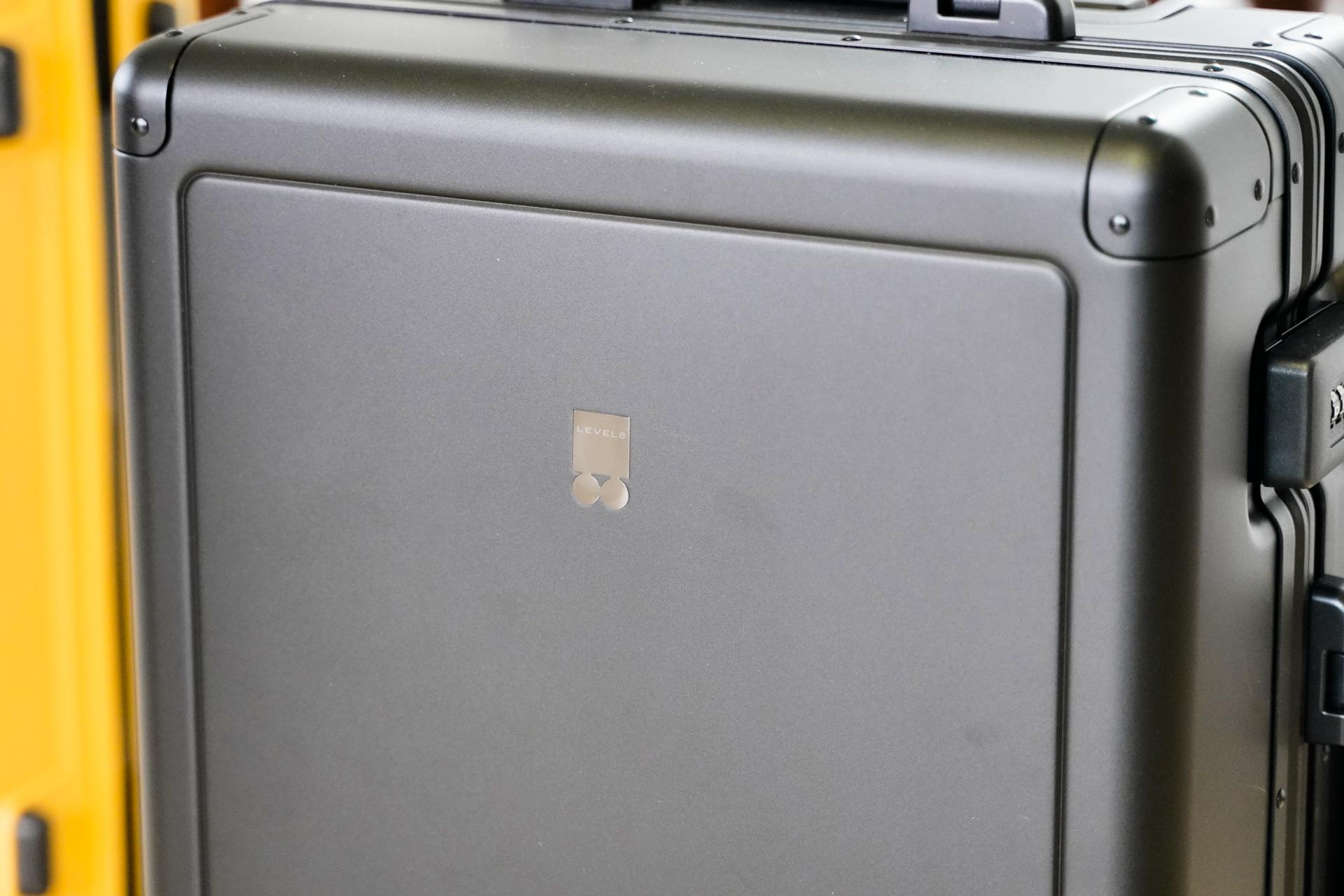 要颜值还是要实用,小米90分和地平线8号拉杆箱对比