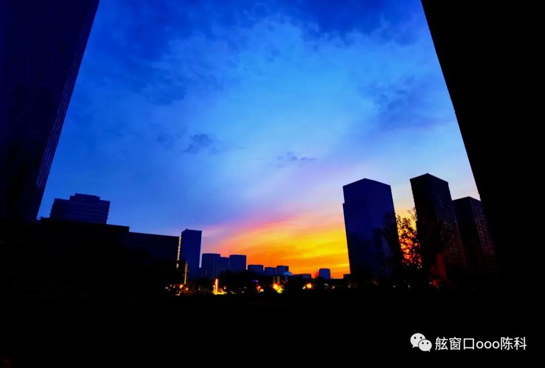 火红色的七月,火红的7月