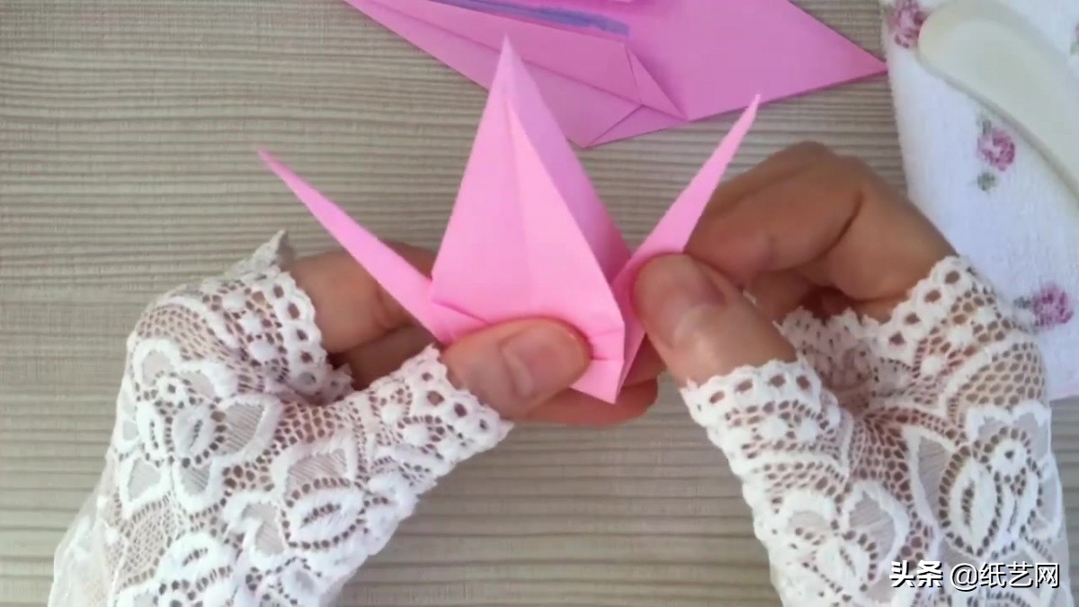diy手工千纸鹤,diy千纸鹤挂件详细教程