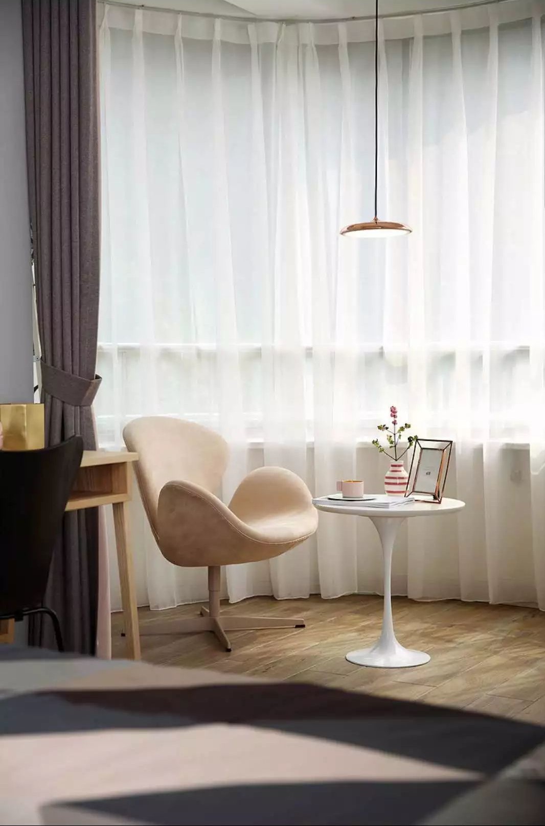 北欧简约风主卧婚房,小户型北欧风格婚房装修