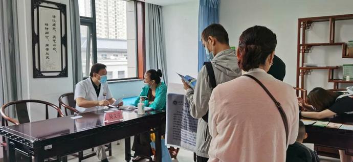 传承发展不停步守正创新再出发|西安市中医医院肝病科郝建梅主任和她的团队