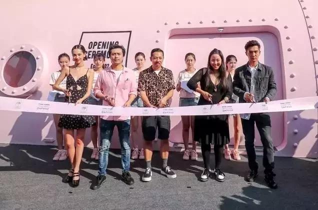 一代鞋王达芙妮现状,达芙妮市值暴跌