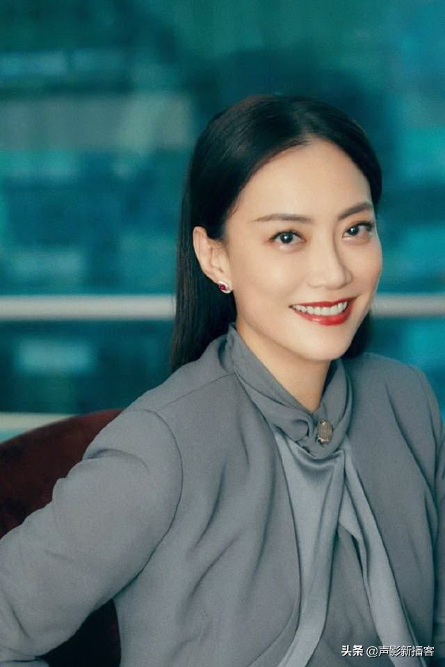 抢歌手风头,谢霆锋与经纪人霍汶希关系