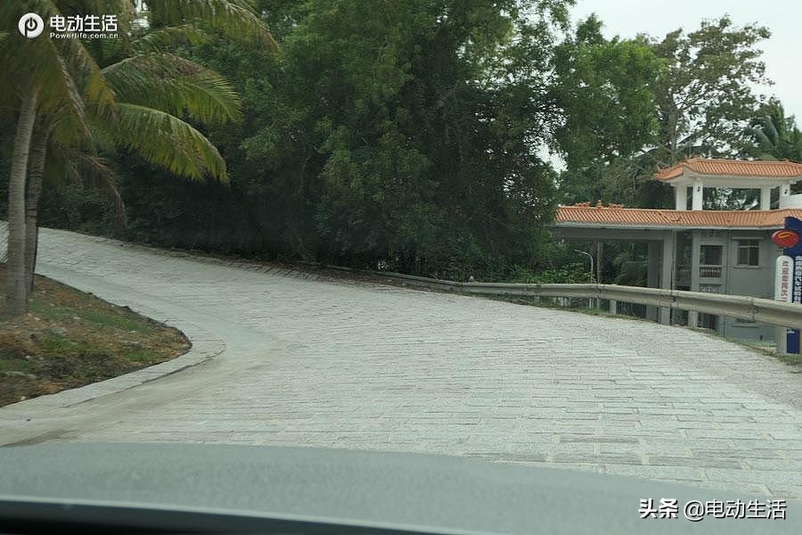 璇曢┚濂ヨ开q2le-tron,濂ヨ开q4e-tron璇曢┚