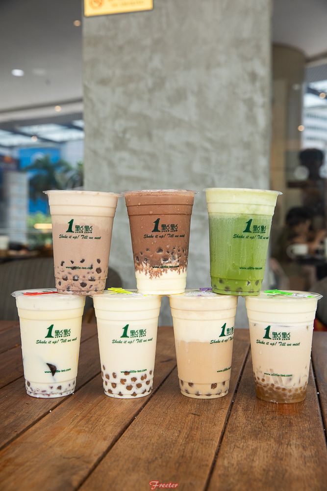 头顶顶着四十度的高温,头顶30多度的高温