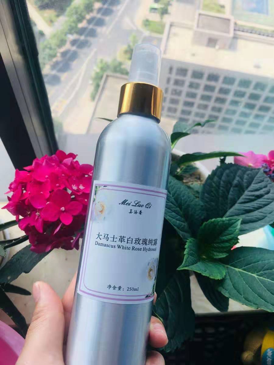 比较温和补水的爽肤水,这些高效护肤品让你秒变水嫩肌