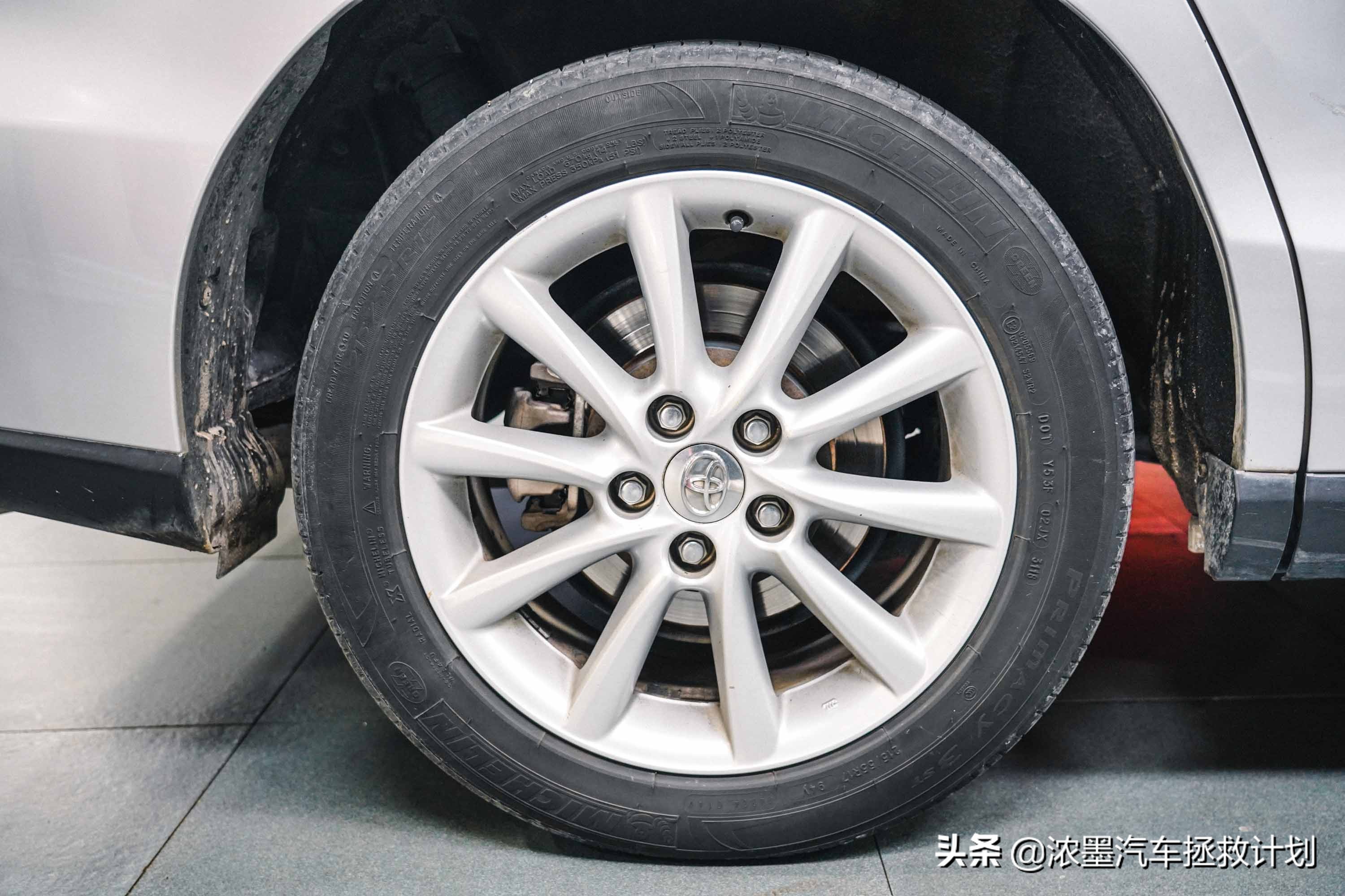 翻新整备修复丰田第一代普瑞维亚,一代情怀丰田普瑞维亚