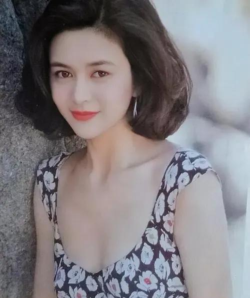 意大利球星女神,地球球花颜值