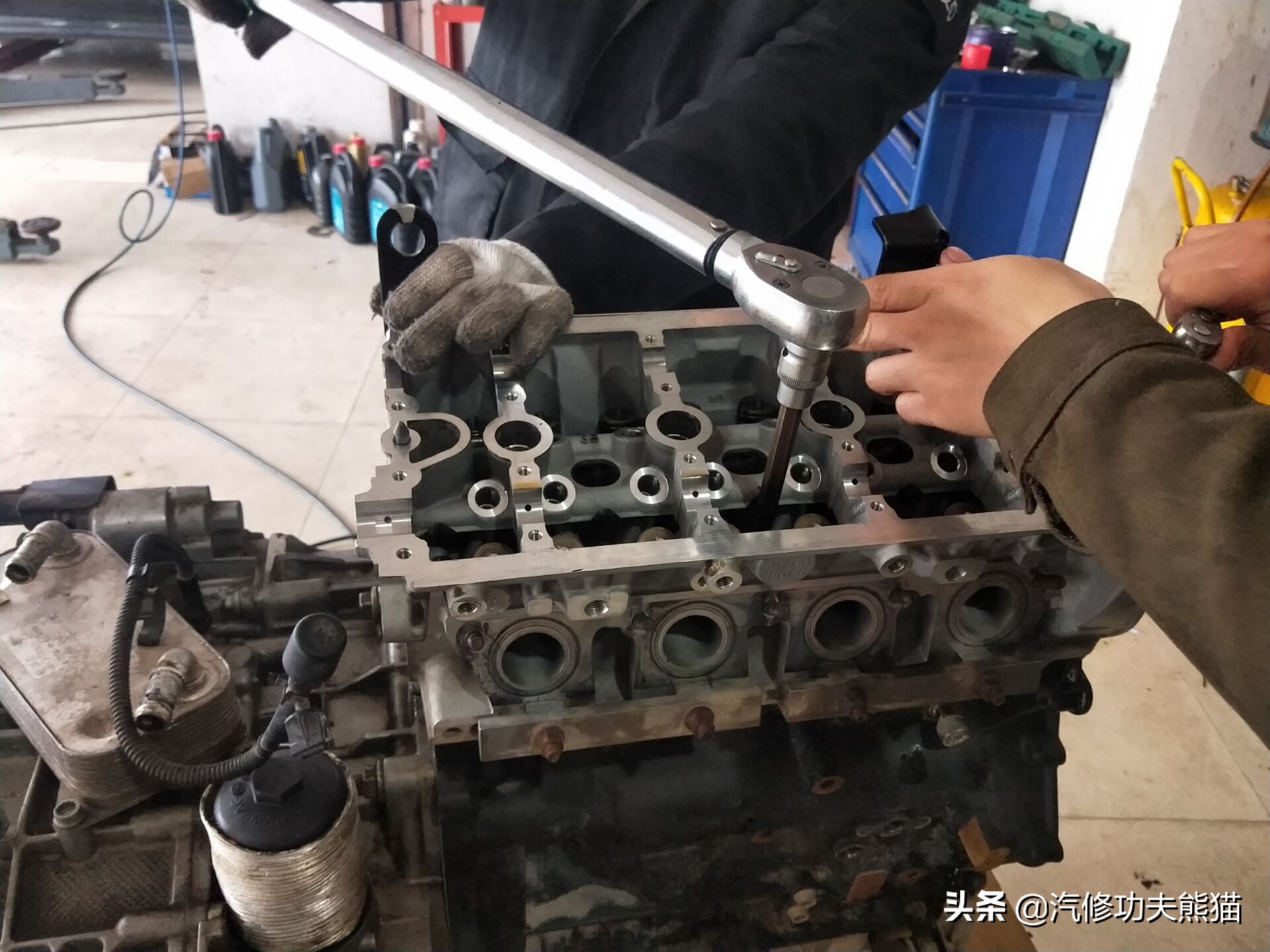 奥迪q3治理烧机油,奥迪q3烧机油多少公里正常