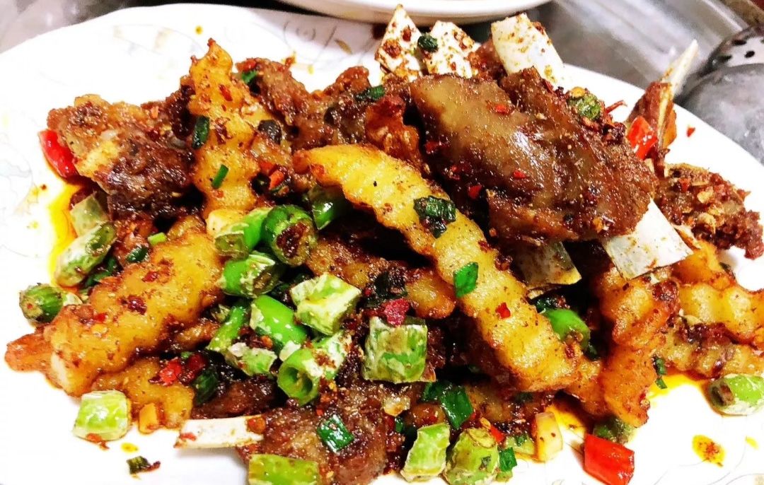 成都适合20人一日吃玩地方推荐,成都周边必打卡人间仙境毕棚沟