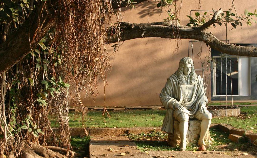 简明科学史,8：牛顿智商290？他到底有多牛？