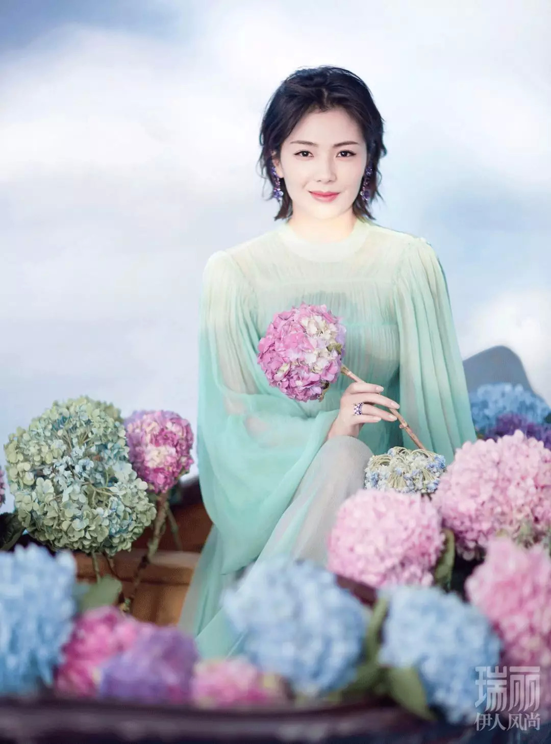 《瑞丽》，中国时尚杂志界的土味大姐大