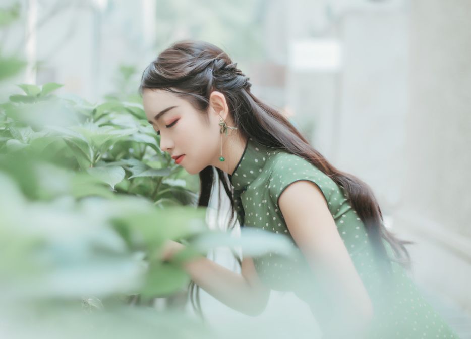 情商极高交际手段一流的四大星座,脾气大但不缺人喜欢的3大星座