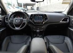 JEEP自由光、指挥官和VV7怎么选？