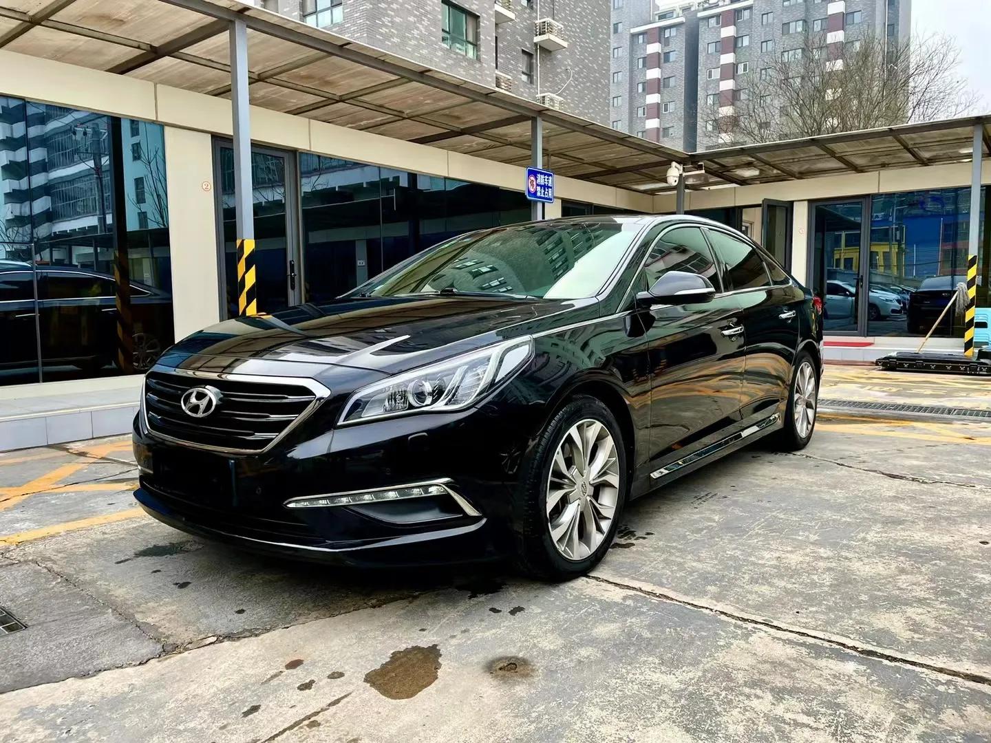 2015年现代索九1.6t,2015款现代索91.6t尊贵