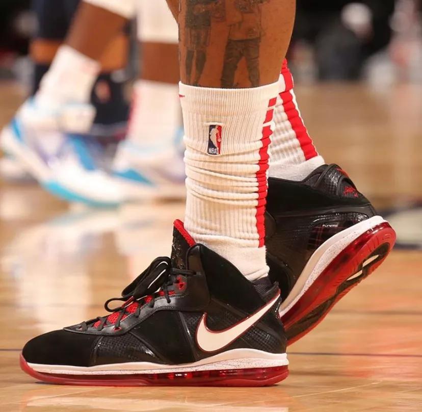 塔克谈最有意义的球鞋,pj塔克上脚最便宜的球鞋