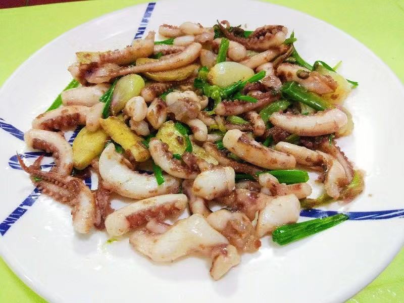 爆炒鱿鱼味道香独家秘制小配方,爆炒鱿鱼的正宗做法四川味道