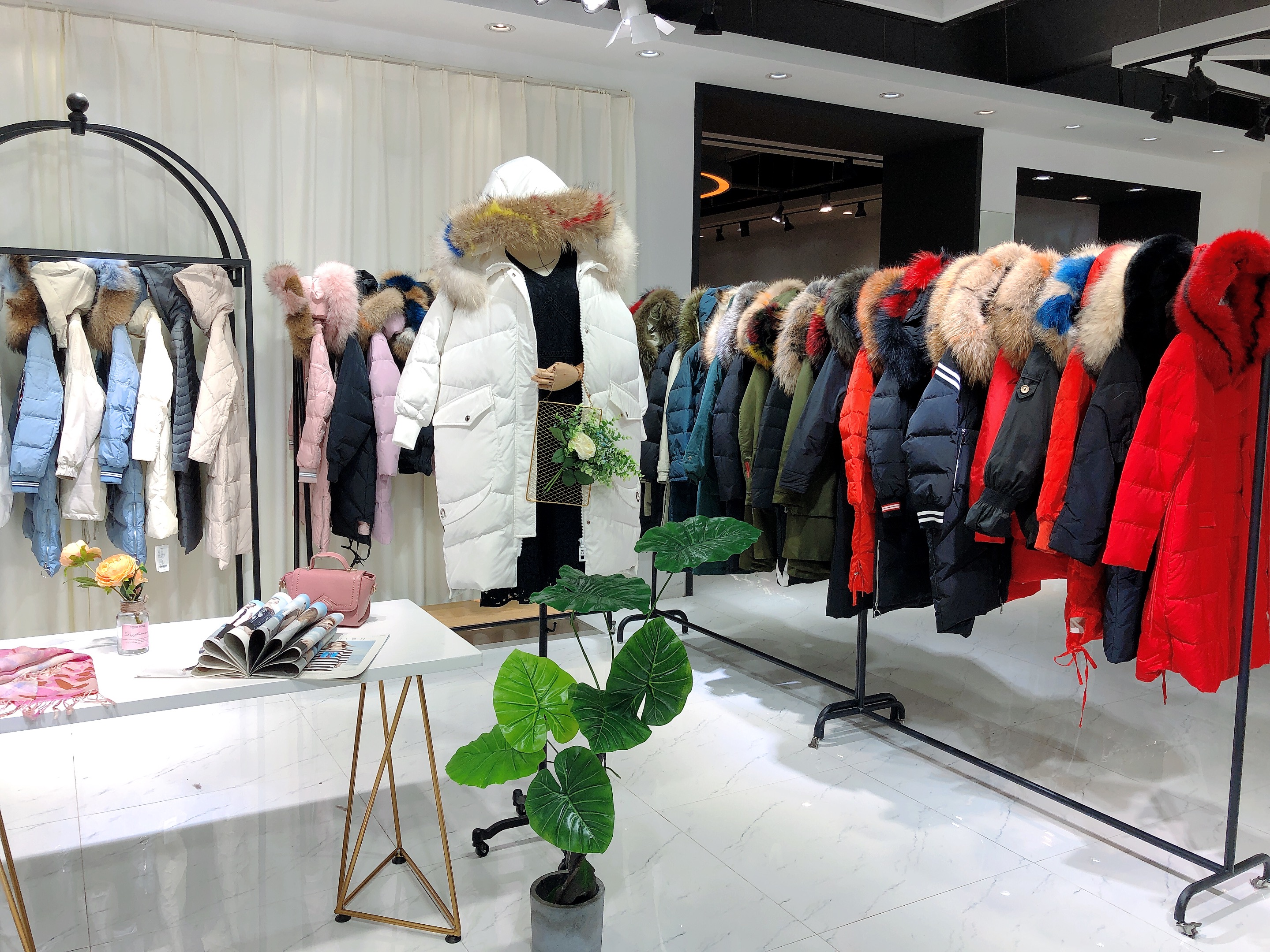 索娜菲女装,索娜菲女装专卖店