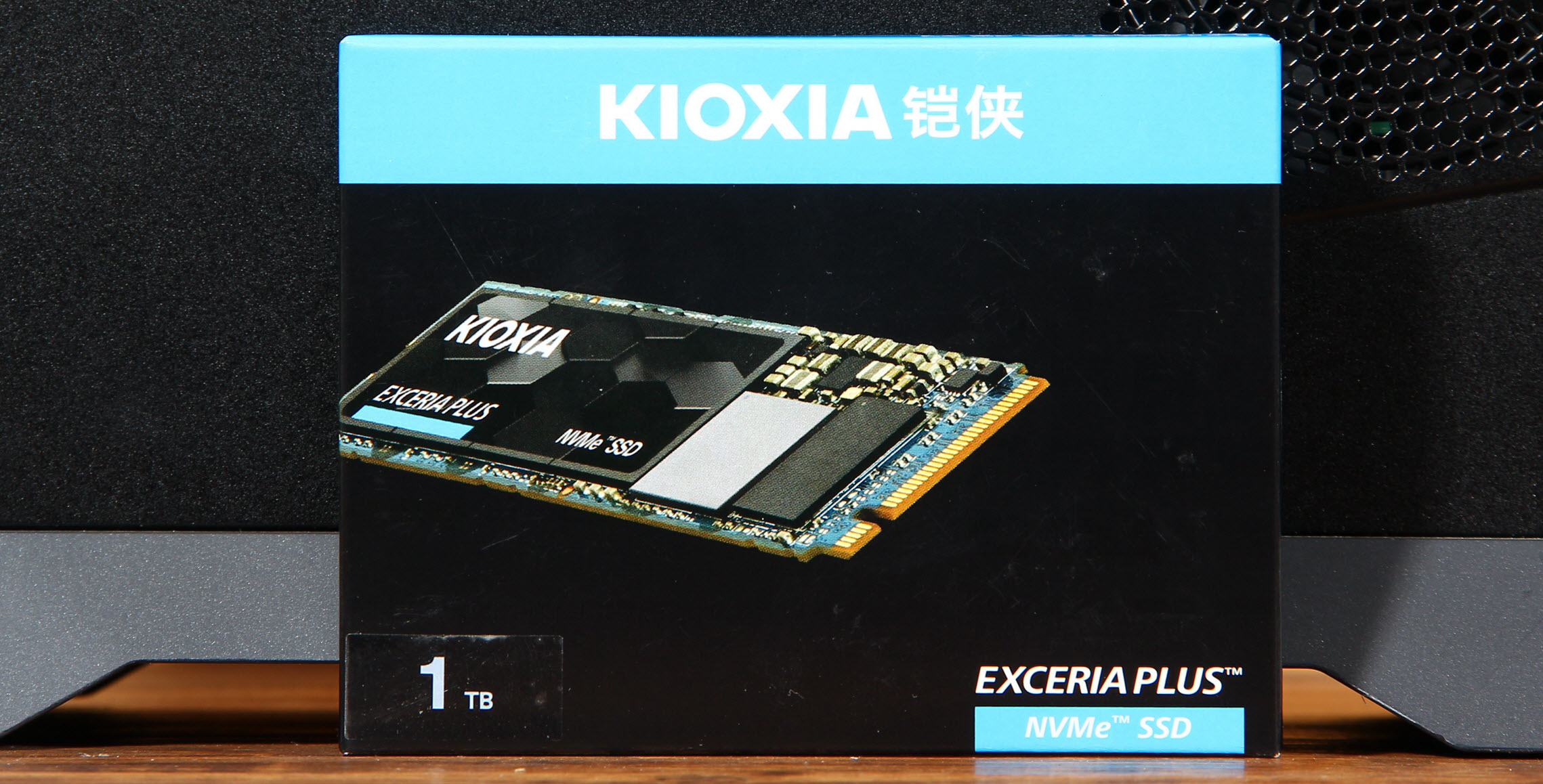 铠侠rc10固态硬盘测评,镁光2200固态对比铠侠rd10