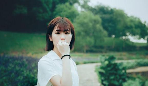 怎么和刚认识的女生促进关系,和刚认识的女孩子怎么拉近关系