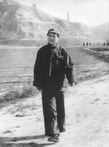 黄祖炎:曾任毛主席秘书,遇刺身亡后,毛主席三次批示:全*党**警惕