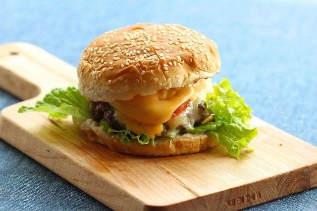 孕期有没有吃垃圾食品的孕妈,孕期跟胎儿交流什么