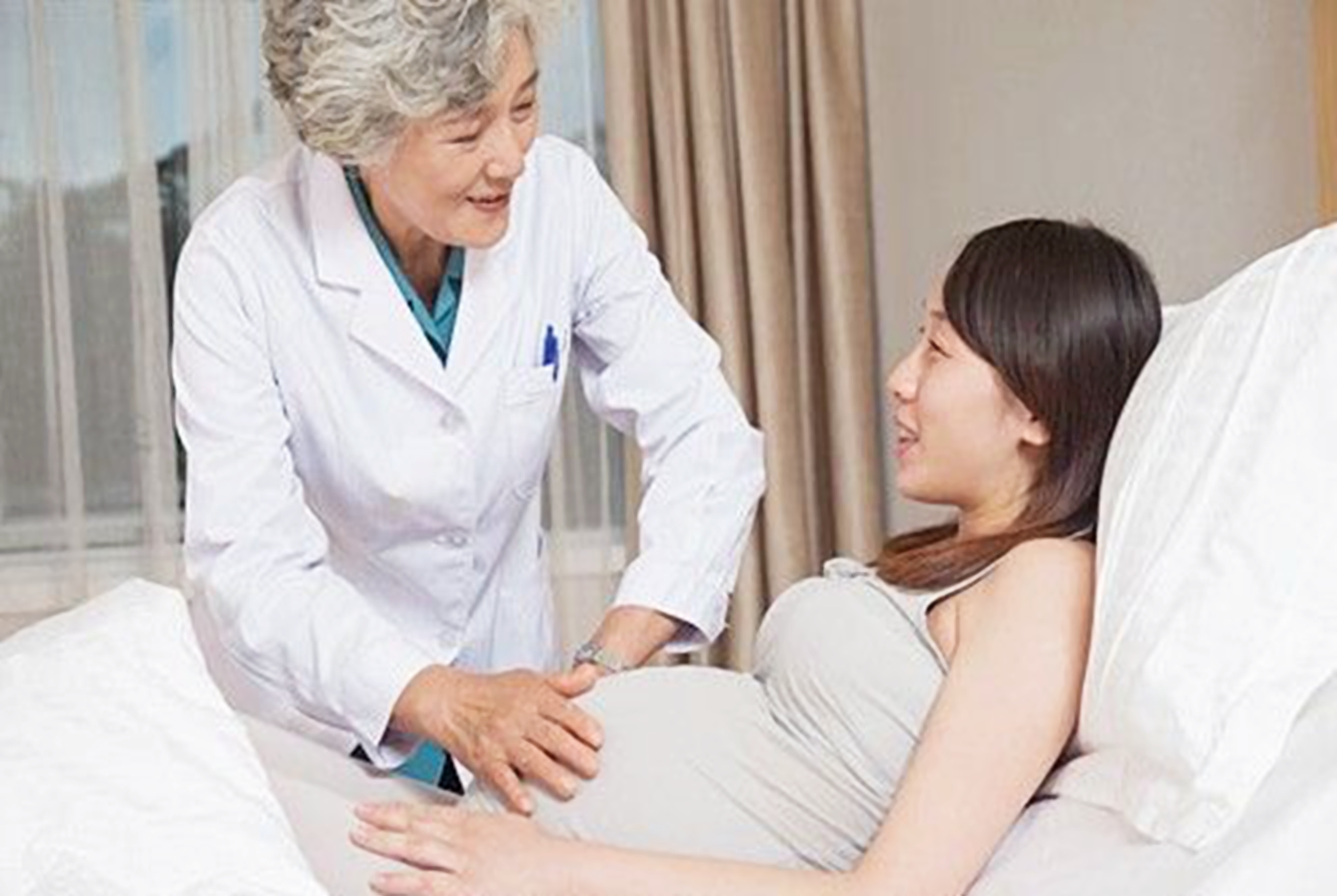 怀孕中期内裤穿什么样的,怀孕初期穿打底裤对胎儿有影响吗