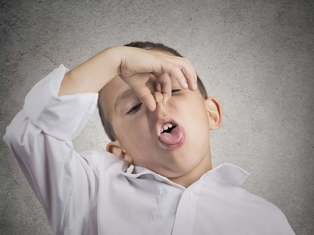 孩子有口臭是不是胃不好,孩子有口臭是什么原因怎么解决