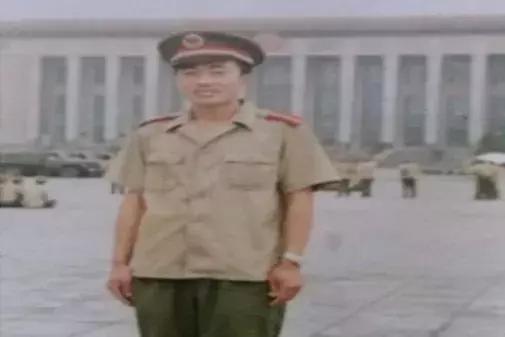 致敬每一位奋斗的老兵,致敬各个战场的每一位战友