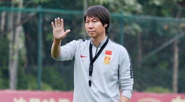 李铁40强赛执教几场,李铁技战术分析