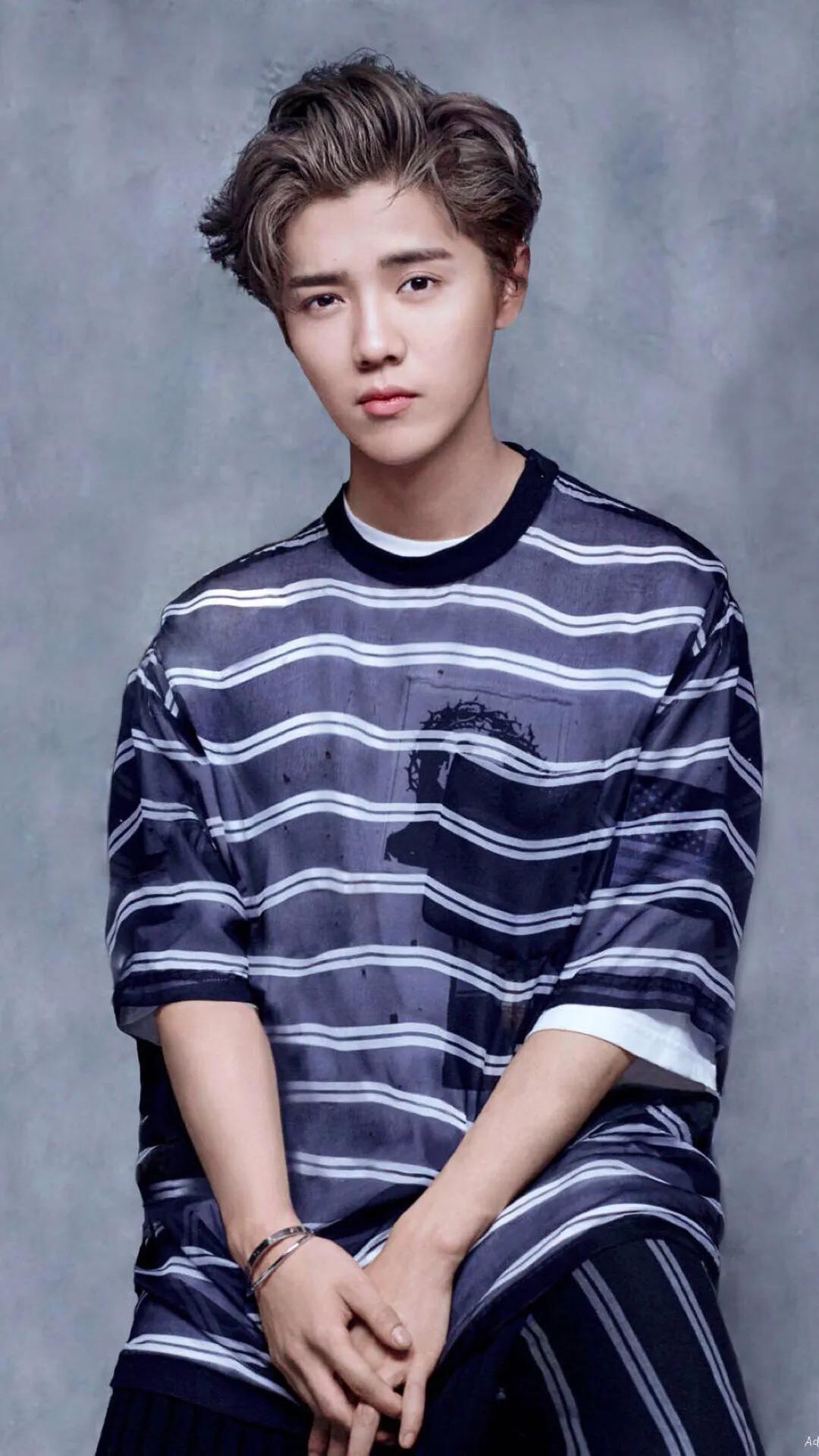 壁纸鹿晗吴世勋,壁纸鹿晗图片百度