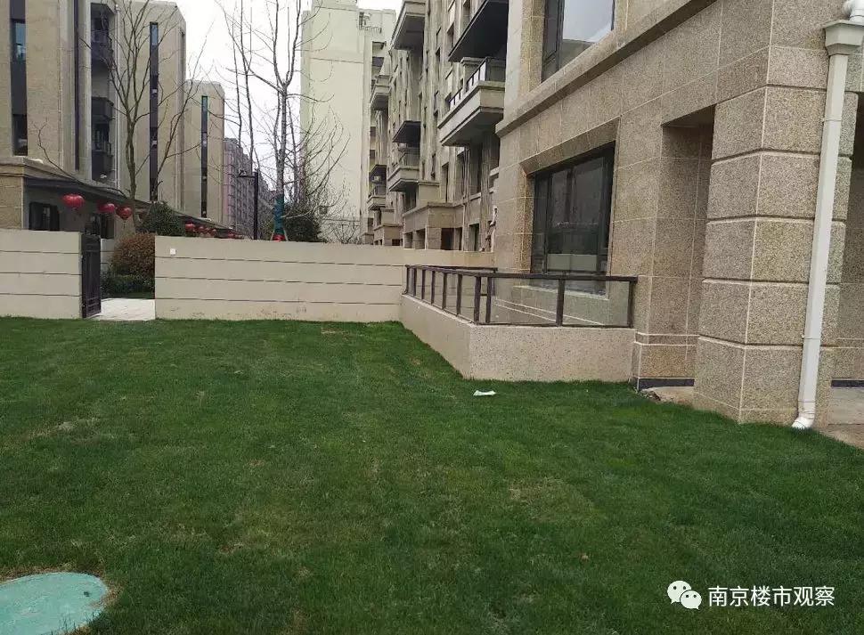 10盘迎来交付大考，实景谍照流出！这品质…