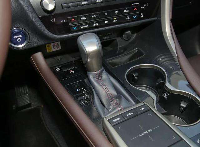 雷克萨斯rx这个车值得买吗,雷克萨斯RX质量怎样