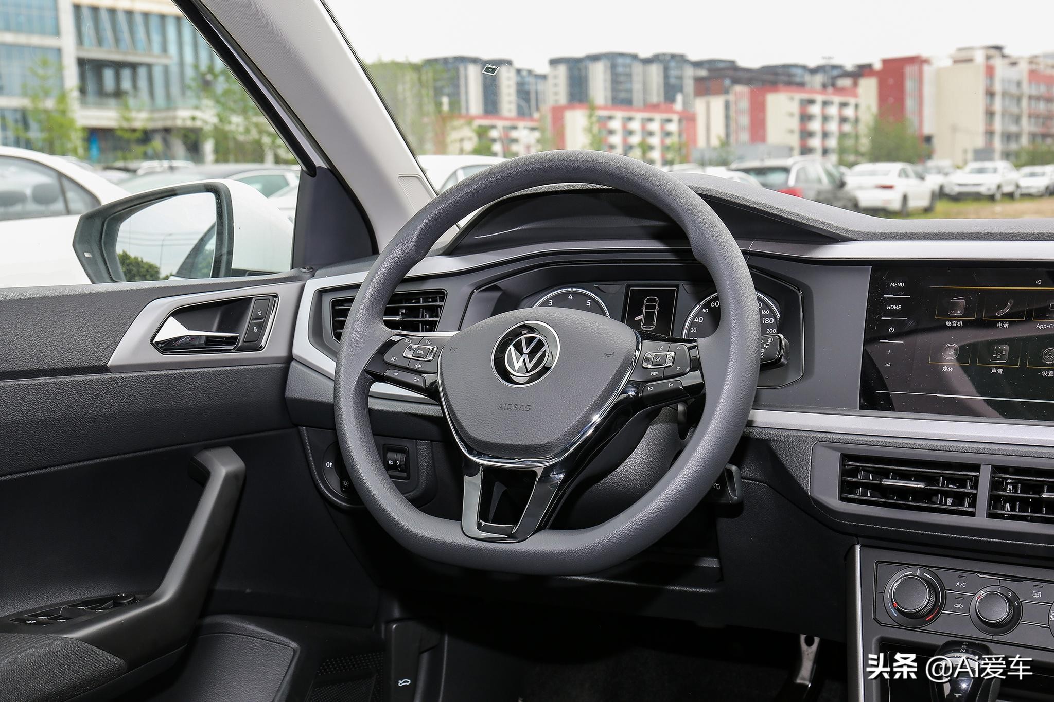 最新款大众polo值得买吗,新款大众polo评测最新