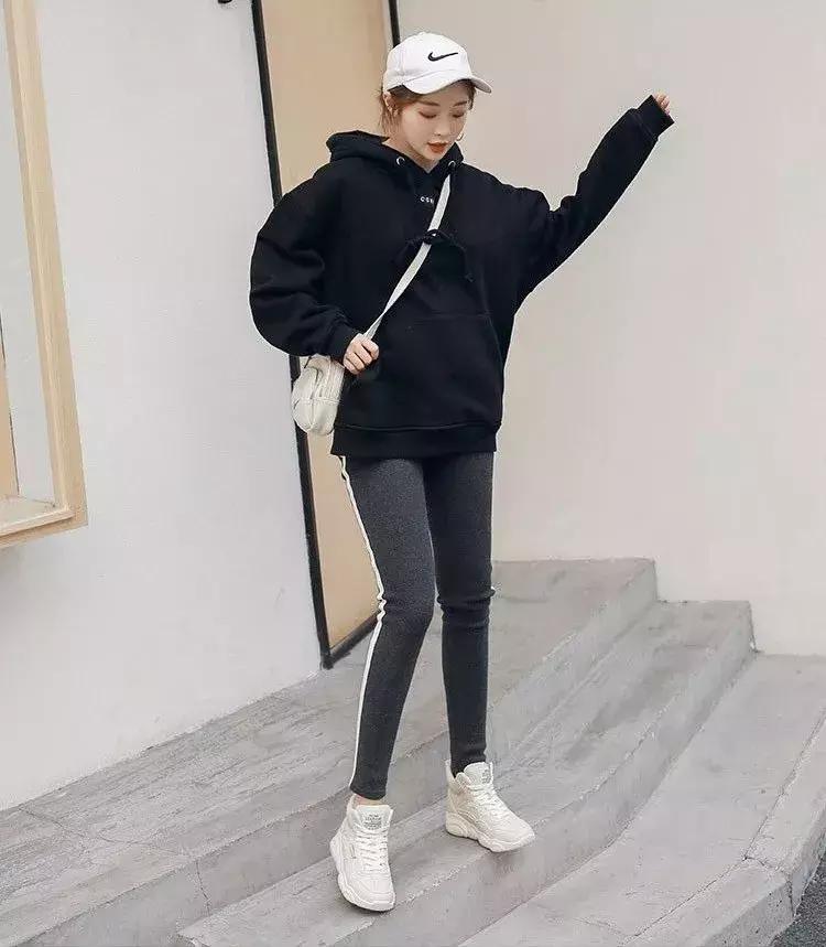 今年最火的鞋子的图片,又好看又显高的鞋子