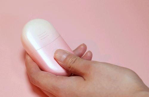 连同事都抢着试的高颜值口喷，用完嘴巴好清新，哈气都是香的