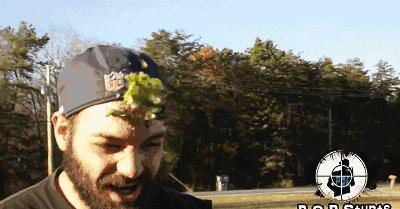 看着都痛的搞笑片段,各种看着都疼的作死瞬间